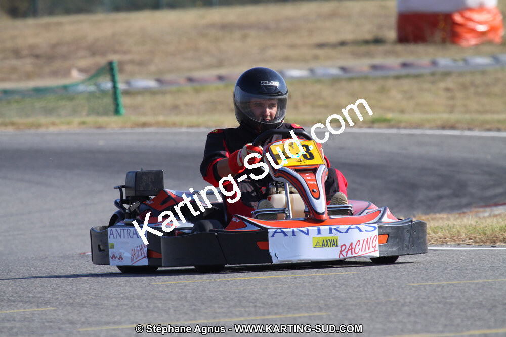 01 & 02/10/2011 : 24H Karting à Muret (Photos Stéphane Agnus – Yan Ching Agnus – Patrick Lascombes) 2011 — karting