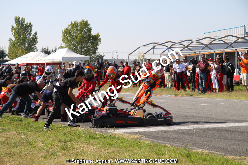 01 & 02/10/2011 : 24H Karting à Muret (Photos Stéphane Agnus – Yan Ching Agnus – Patrick Lascombes) 2011 — karting