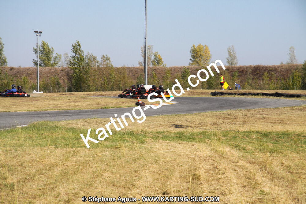 01 & 02/10/2011 : 24H Karting à Muret (Photos Stéphane Agnus – Yan Ching Agnus – Patrick Lascombes) 2011 — karting