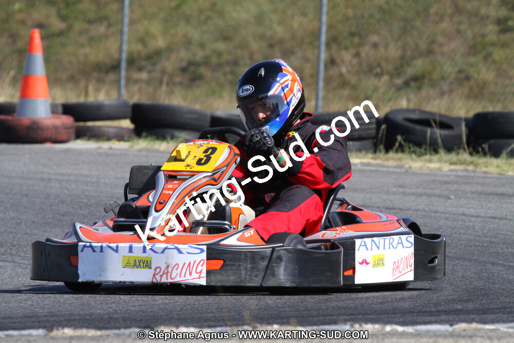 01 & 02/10/2011 : 24H Karting à Muret (Photos Stéphane Agnus – Yan Ching Agnus – Patrick Lascombes) 2011 — karting