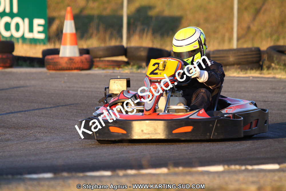 01 & 02/10/2011 : 24H Karting à Muret (Photos Stéphane Agnus – Yan Ching Agnus – Patrick Lascombes) 2011 — karting