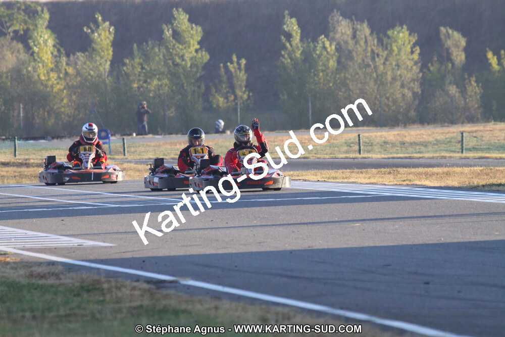 01 & 02/10/2011 : 24H Karting à Muret (Photos Stéphane Agnus – Yan Ching Agnus – Patrick Lascombes) 2011 — karting