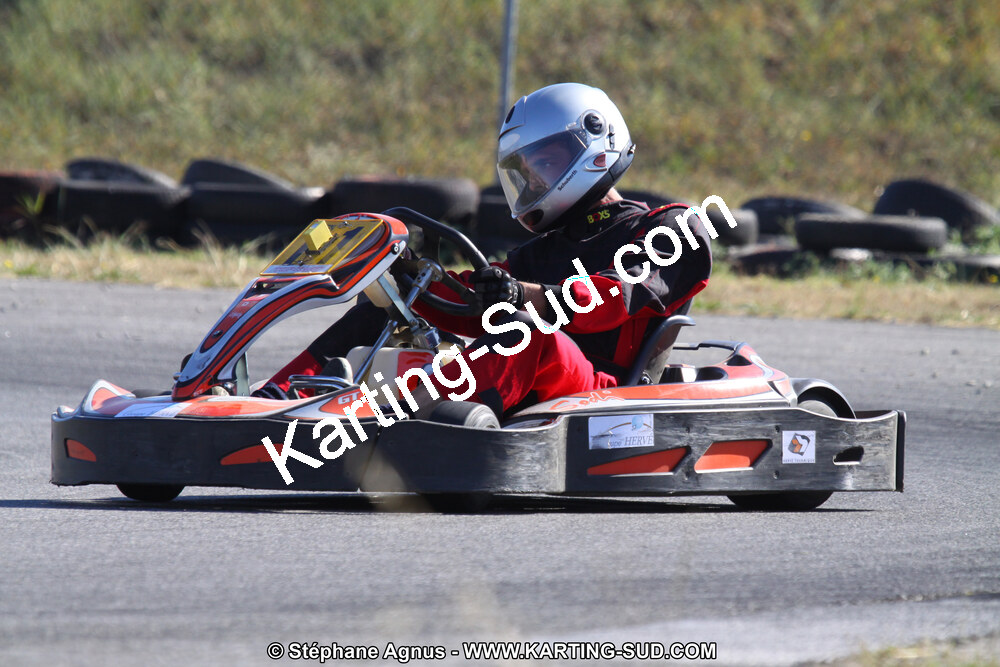 01 & 02/10/2011 : 24H Karting à Muret (Photos Stéphane Agnus – Yan Ching Agnus – Patrick Lascombes) 2011 — karting