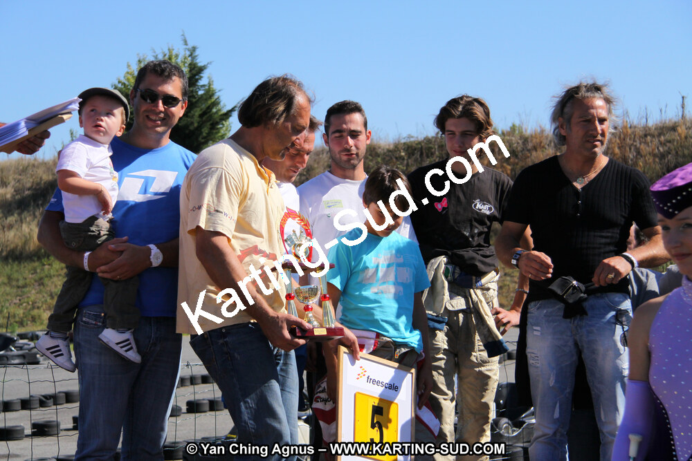 01 & 02/10/2011 : 24H Karting à Muret (Photos Stéphane Agnus – Yan Ching Agnus – Patrick Lascombes) 2011 — karting