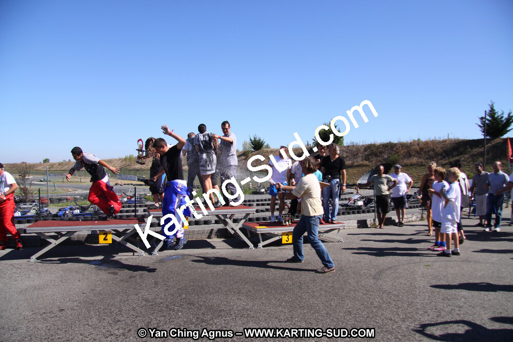 01 & 02/10/2011 : 24H Karting à Muret (Photos Stéphane Agnus – Yan Ching Agnus – Patrick Lascombes) 2011 — karting
