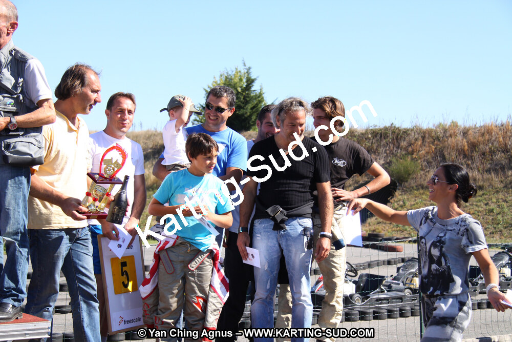 01 & 02/10/2011 : 24H Karting à Muret (Photos Stéphane Agnus – Yan Ching Agnus – Patrick Lascombes) 2011 — karting