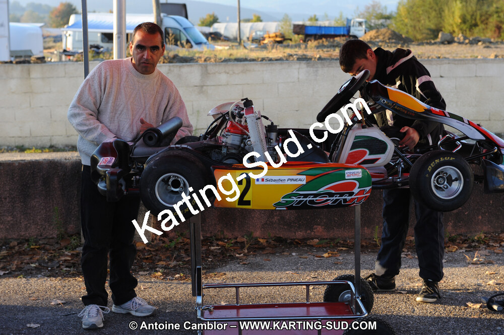 Sébastien PINEAU — 22 & 23/10/2011 : 2ème manche du Trophée Vincent Sanchez à Lavelanet (Photos Antoine Camblor) 2011 — karting