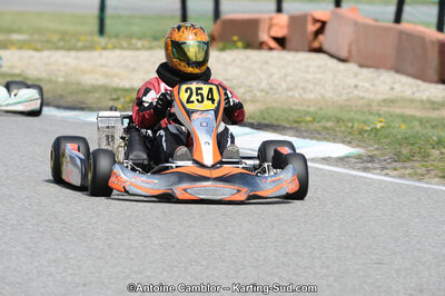 08/04/2012 : Lady Cup et Trophée HandiKart à Lavelanet (Photos Antoine Camblor) 2012 — karting