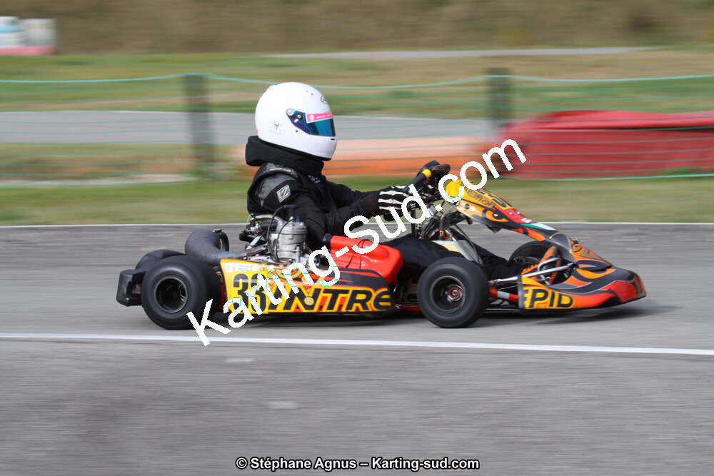 04/11/2012 : Course Club Téléthon 2012 à Lavelanet (photos Stéphane Agnus) 2012 — karting