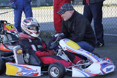 16/02/2013 : OKS – Premiers tests 2013 à Muret (Photos Françoise Estre) 2013 — karting