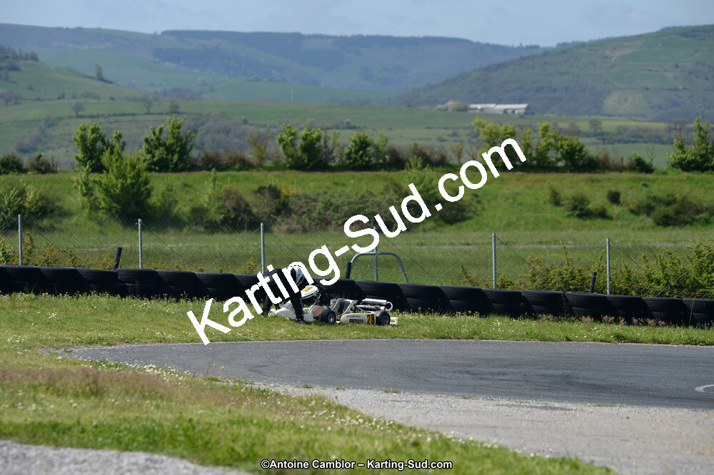 05/05/2013 : 3ème manche du Championnat du Sud 2013 à Belmont sur Rance (Photos Antoine Camblor) 2013 — karting