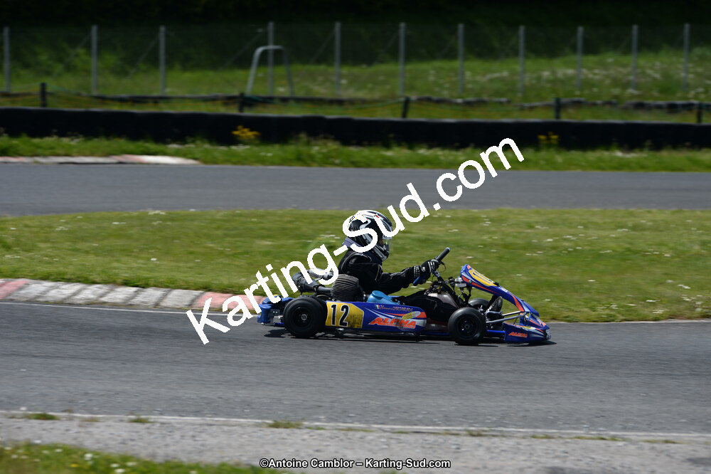 DSC_3000.jpg
