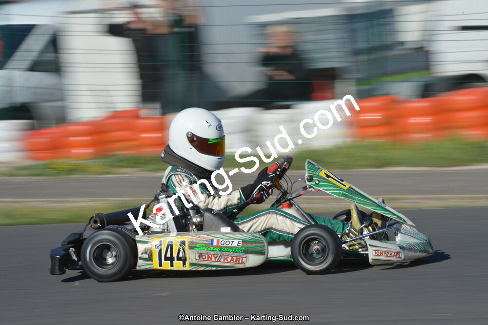 DSC_1050.jpg