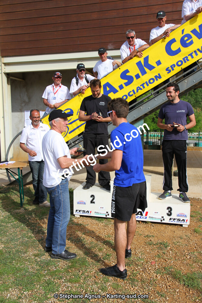 Nicolas ZERVOS — 11/05/2014 : 4ème manche du Championnat du Sud à Alès (Photos Stéphane Agnus) 2014 — karting