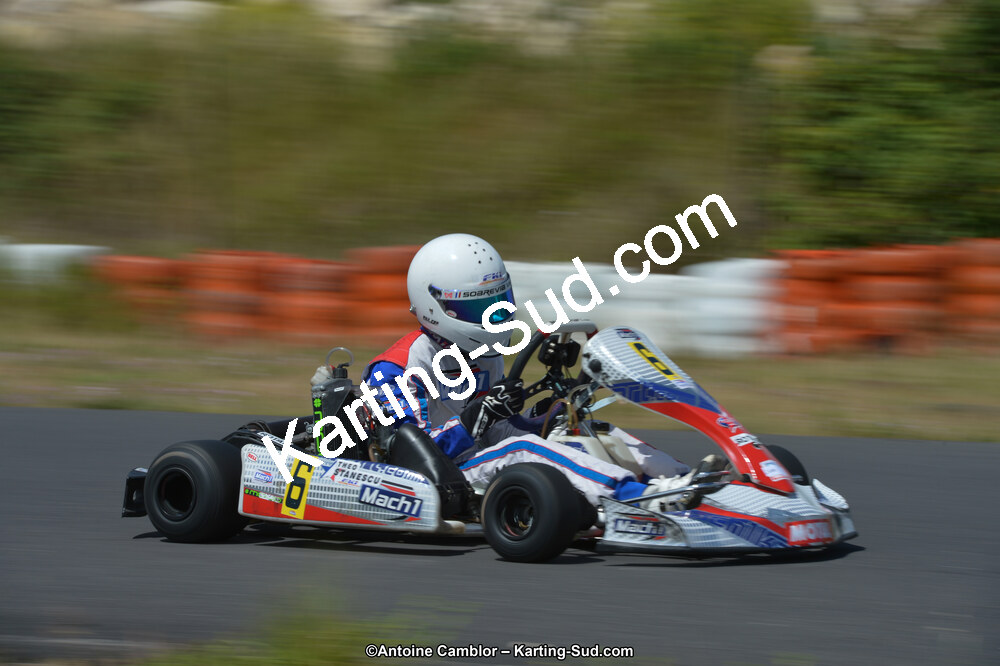 DSC_8889.jpg