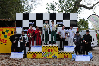 09/11/2014 : Endurance 2 temps à Layrac (Photos Patrick Lascombes) 2014 — karting