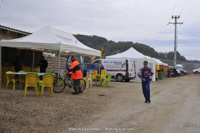 09/11/2014 : Endurance 2 temps à Layrac (Photos Patrick Lascombes) 2014 — karting