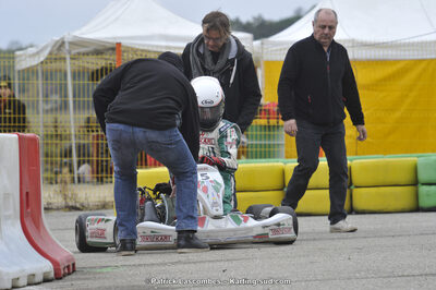 09/11/2014 : Endurance 2 temps à Layrac (Photos Patrick Lascombes) 2014 — karting
