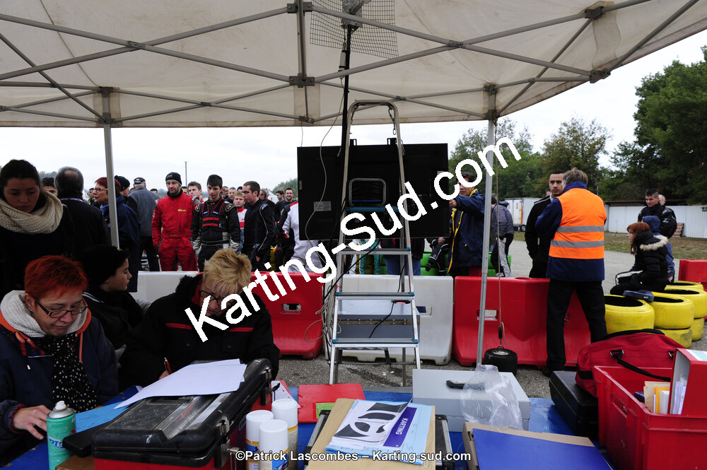 09/11/2014 : Endurance 2 temps à Layrac (Photos Patrick Lascombes) 2014 — karting