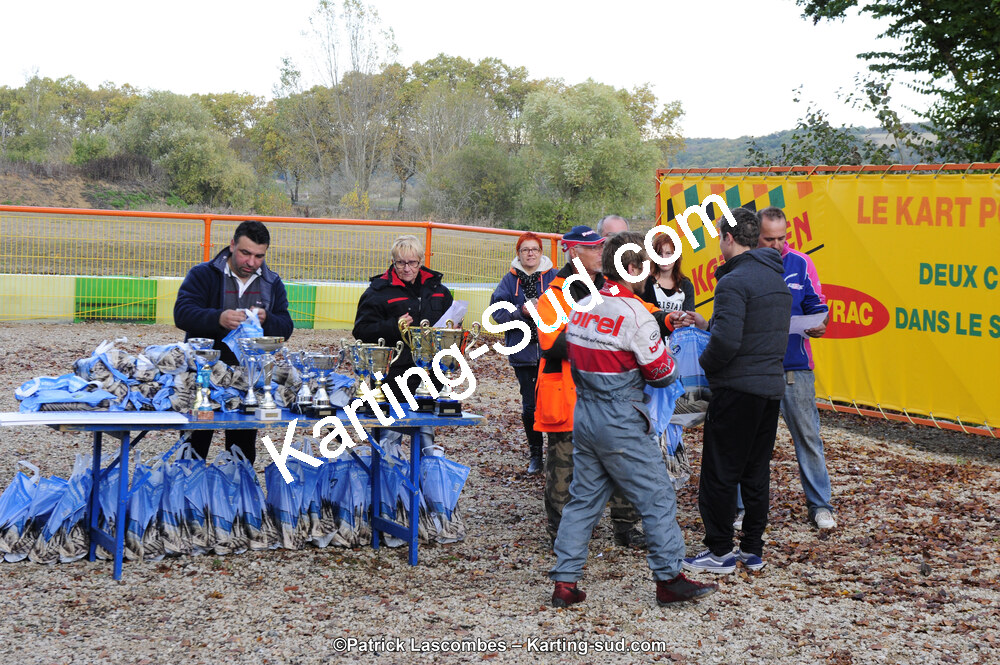 09/11/2014 : Endurance 2 temps à Layrac (Photos Patrick Lascombes) 2014 — karting