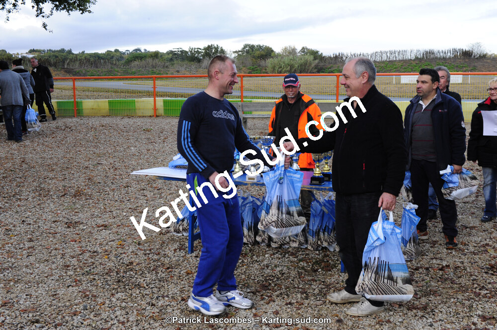 09/11/2014 : Endurance 2 temps à Layrac (Photos Patrick Lascombes) 2014 — karting