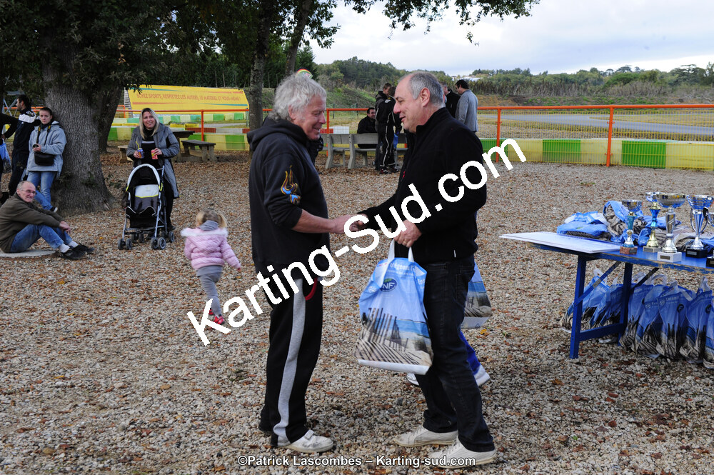 09/11/2014 : Endurance 2 temps à Layrac (Photos Patrick Lascombes) 2014 — karting
