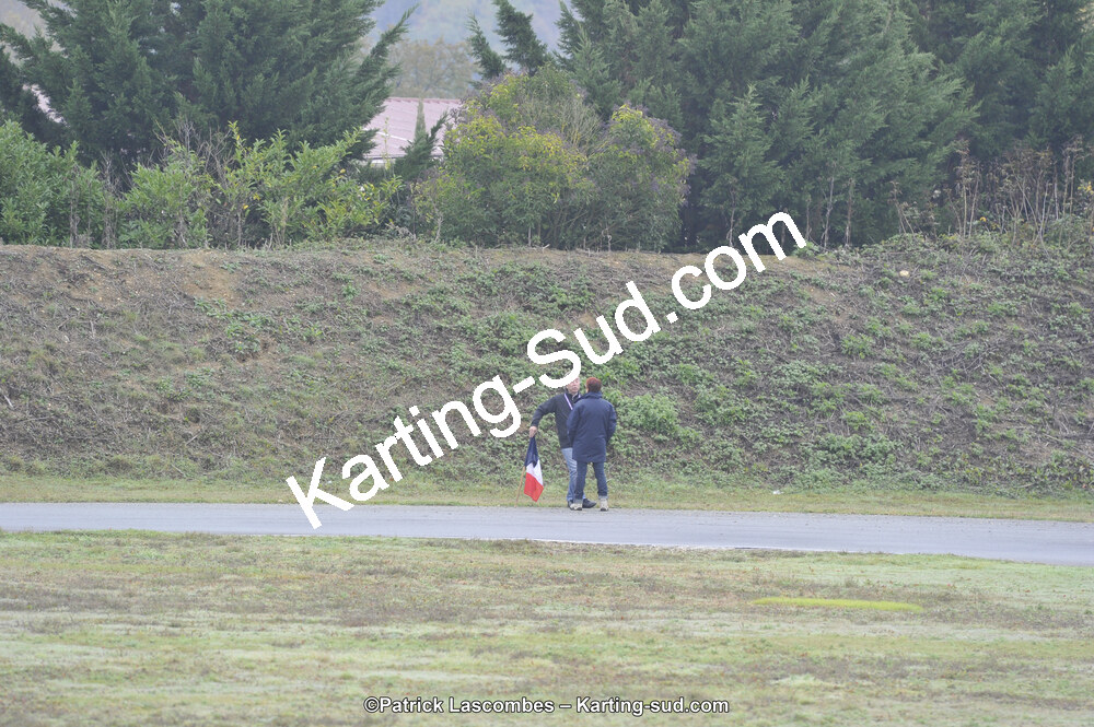 09/11/2014 : Endurance 2 temps à Layrac (Photos Patrick Lascombes) 2014 — karting