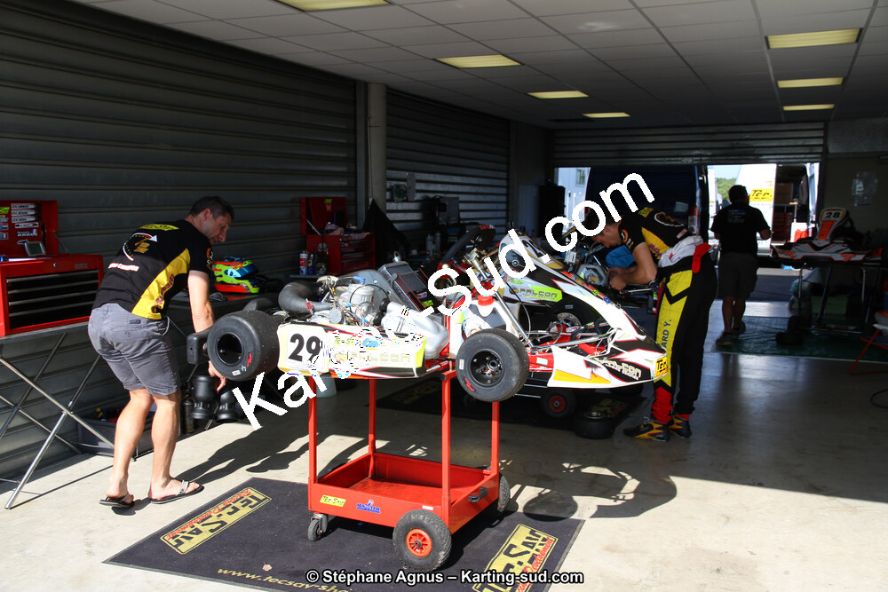 30 & 31/05/2015 : SuperKart 250, TTI Carbone et Championnat de France Long Circuit KZ2 et KZ2 Gentleman à Lédenon (Photos Stéphane Agnus) 2015 — karting