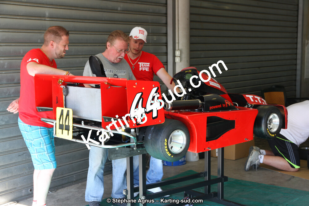 30 & 31/05/2015 : SuperKart 250, TTI Carbone et Championnat de France Long Circuit KZ2 et KZ2 Gentleman à Lédenon (Photos Stéphane Agnus) 2015 — karting