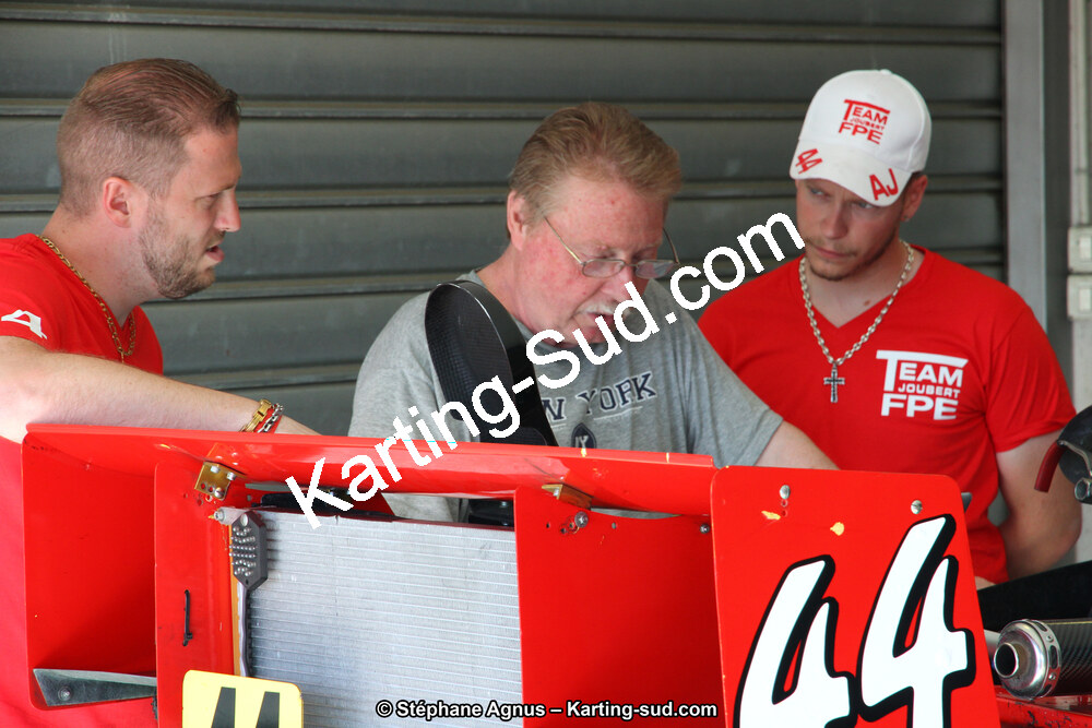 30 & 31/05/2015 : SuperKart 250, TTI Carbone et Championnat de France Long Circuit KZ2 et KZ2 Gentleman à Lédenon (Photos Stéphane Agnus) 2015 — karting