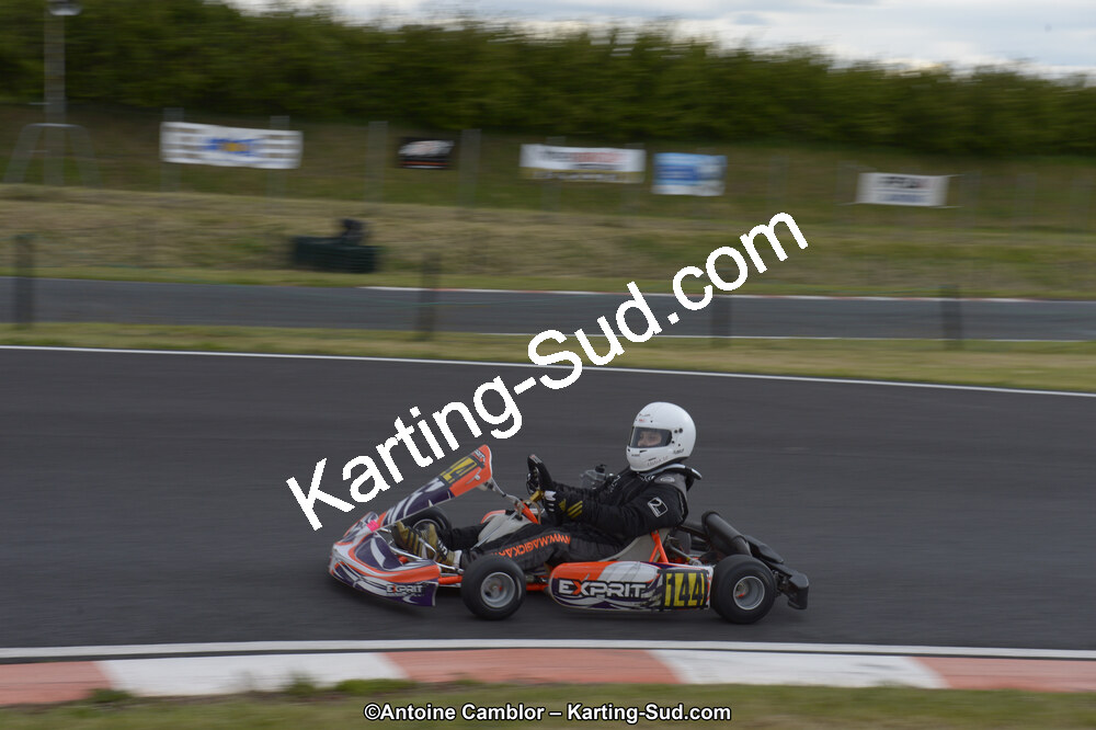 30/04 & 01/05/2016 : 3ème manche du Championnat du Sud 2016 à Belmont sur Rance (Photos Antoine Camblor) 2016 — karting