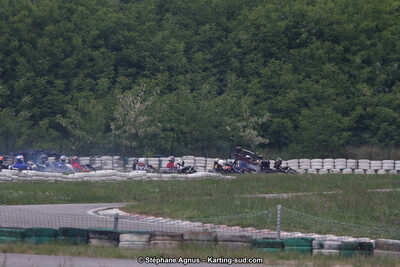 29 & 30/04/2017 : 3ème manche du Championnat du Sud 2017 à Alès et Championnat de Ligue Rhône-Alpes (Photos Stéphane Agnus) 2017 — karting