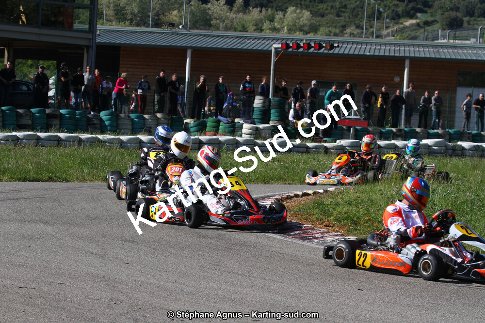 29 & 30/04/2017 : 3ème manche du Championnat du Sud 2017 à Alès et Championnat de Ligue Rhône-Alpes (Photos Stéphane Agnus) 2017 — karting