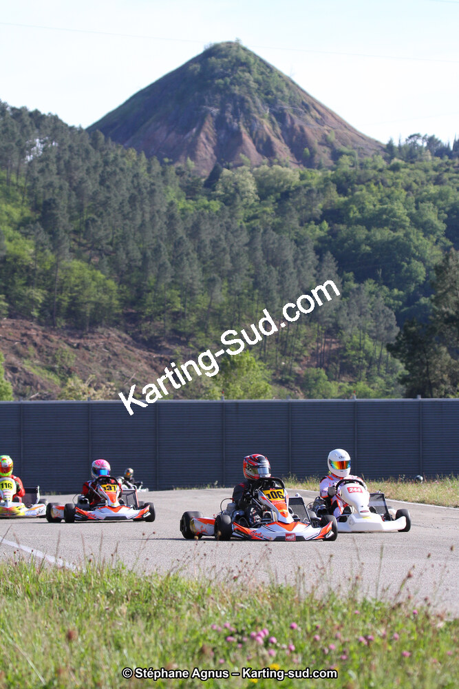 29 & 30/04/2017 : 3ème manche du Championnat du Sud 2017 à Alès et Championnat de Ligue Rhône-Alpes (Photos Stéphane Agnus) 2017 — karting