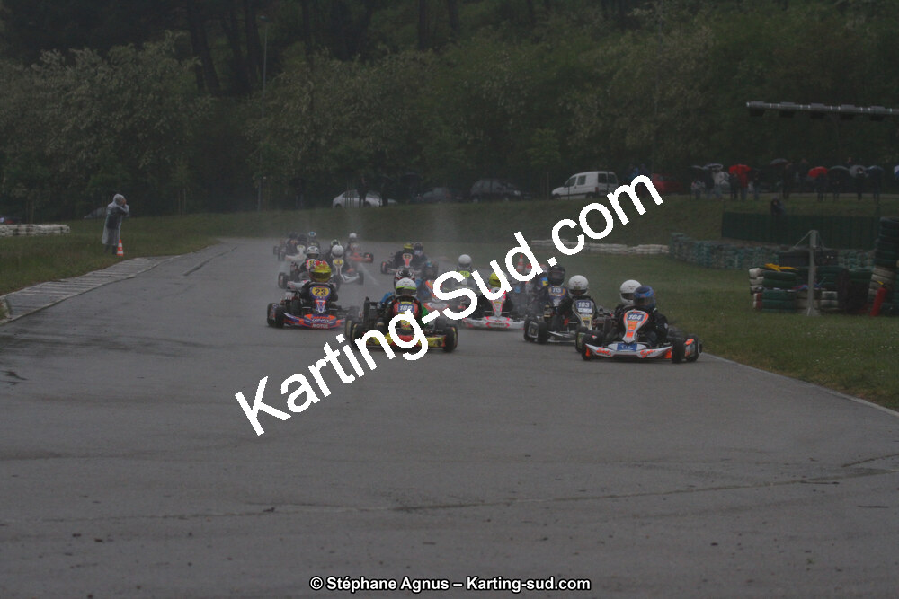 29 & 30/04/2017 : 3ème manche du Championnat du Sud 2017 à Alès et Championnat de Ligue Rhône-Alpes (Photos Stéphane Agnus) 2017 — karting