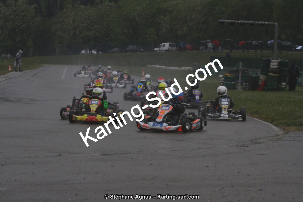 29 & 30/04/2017 : 3ème manche du Championnat du Sud 2017 à Alès et Championnat de Ligue Rhône-Alpes (Photos Stéphane Agnus) 2017 — karting