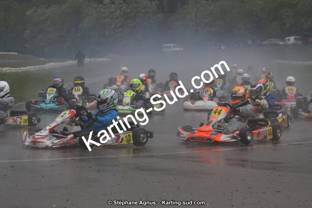 29 & 30/04/2017 : 3ème manche du Championnat du Sud 2017 à Alès et Championnat de Ligue Rhône-Alpes (Photos Stéphane Agnus) 2017 — karting