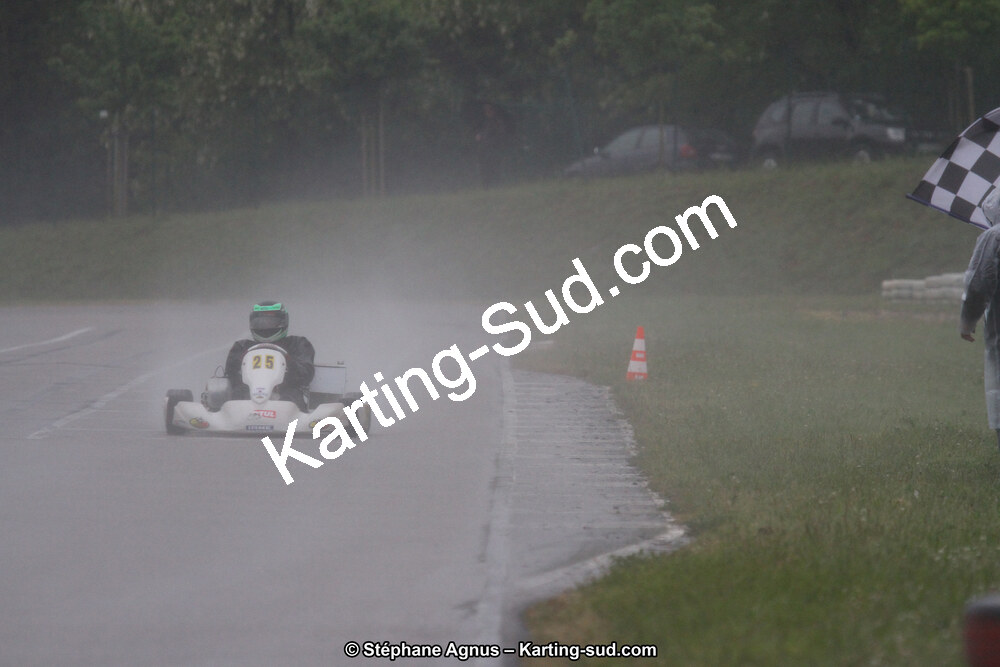 29 & 30/04/2017 : 3ème manche du Championnat du Sud 2017 à Alès et Championnat de Ligue Rhône-Alpes (Photos Stéphane Agnus) 2017 — karting