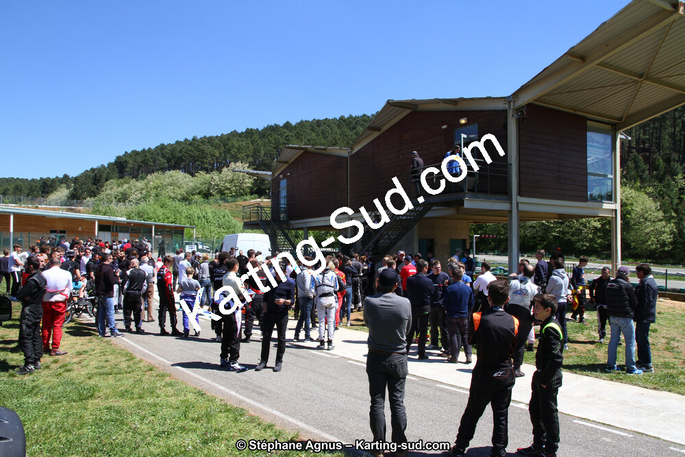 29 & 30/04/2017 : 3ème manche du Championnat du Sud 2017 à Alès et Championnat de Ligue Rhône-Alpes (Photos Stéphane Agnus) 2017 — karting