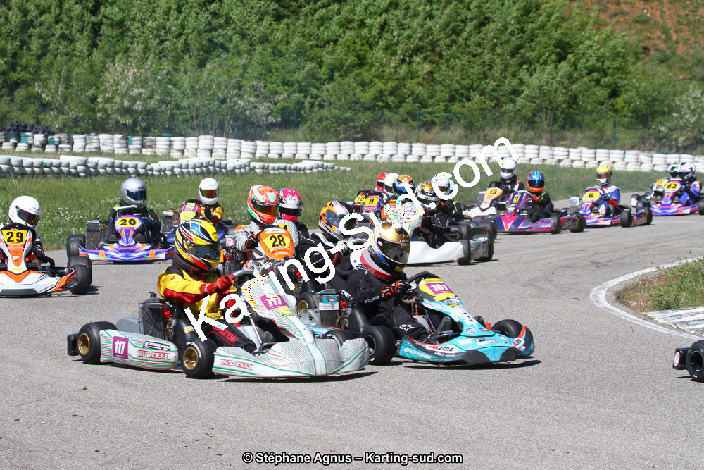 29 & 30/04/2017 : 3ème manche du Championnat du Sud 2017 à Alès et Championnat de Ligue Rhône-Alpes (Photos Stéphane Agnus) 2017 — karting
