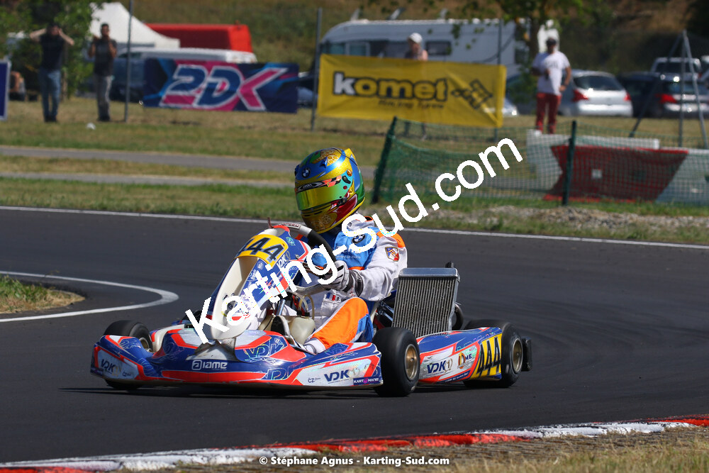 1G8A0042.jpg