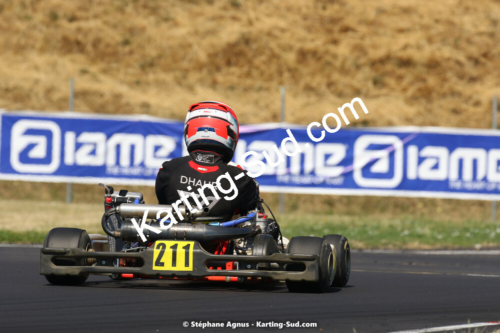 1G8A2422.jpg