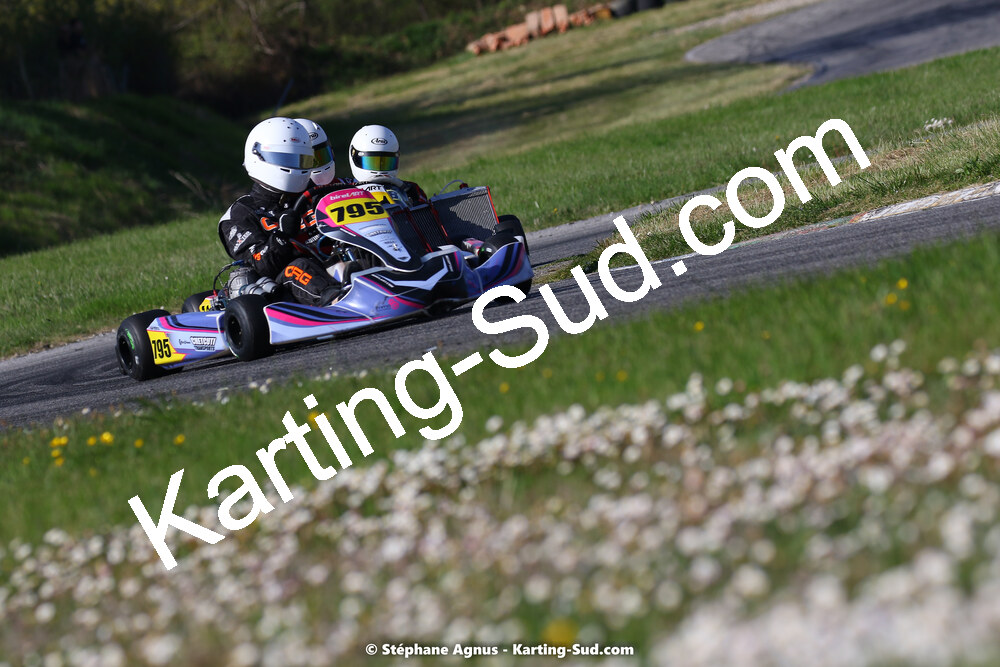 16 & 17/04/2022 : 3ème manche du Championnat du Sud 2022 au circuit d’Aigues-Vives (photos Stéphane Agnus) 2022 — karting