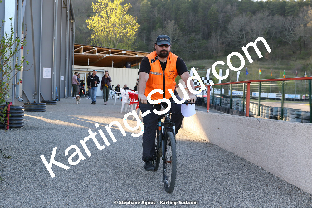 16 & 17/04/2022 : 3ème manche du Championnat du Sud 2022 au circuit d’Aigues-Vives (photos Stéphane Agnus) 2022 — karting