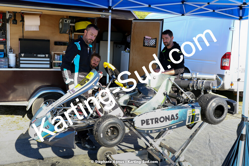 16 & 17/04/2022 : 3ème manche du Championnat du Sud 2022 au circuit d’Aigues-Vives (photos Stéphane Agnus) 2022 — karting