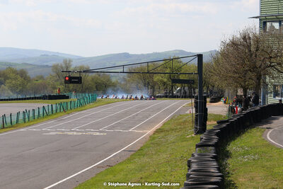 30/04 & 01/05/2022 : 4ème manche du Championnat du Sud 2022 au circuit Karting Plus de Belmont sur Rance (photos Stéphane Agnus) 2022 — karting