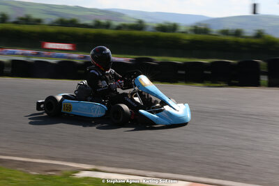 30/04 & 01/05/2022 : 4ème manche du Championnat du Sud 2022 au circuit Karting Plus de Belmont sur Rance (photos Stéphane Agnus) 2022 — karting