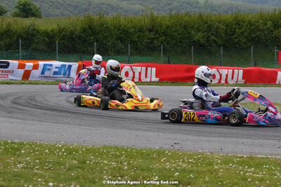 30/04 & 01/05/2022 : 4ème manche du Championnat du Sud 2022 au circuit Karting Plus de Belmont sur Rance (photos Stéphane Agnus) 2022 — karting