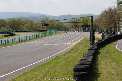 30/04 & 01/05/2022 : 4ème manche du Championnat du Sud 2022 au circuit Karting Plus de Belmont sur Rance (photos Stéphane Agnus) 2022 — karting