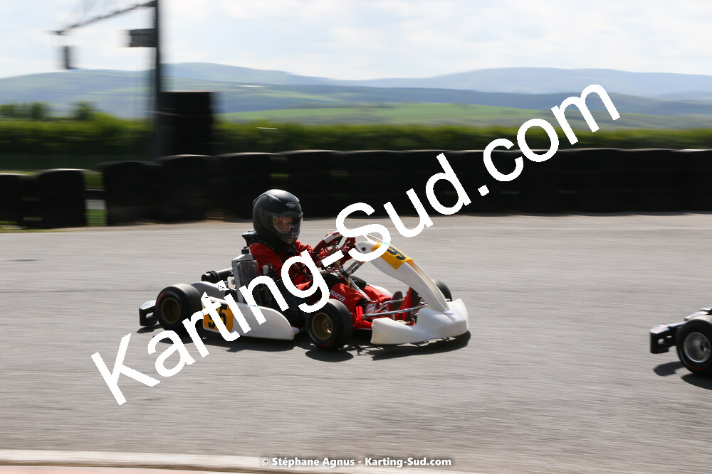 30/04 & 01/05/2022 : 4ème manche du Championnat du Sud 2022 au circuit Karting Plus de Belmont sur Rance (photos Stéphane Agnus) 2022 — karting